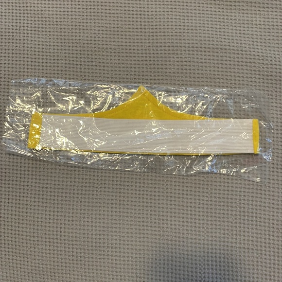 NEW! Wonder Woman costume top with cape and headband - Picture 6 of 7